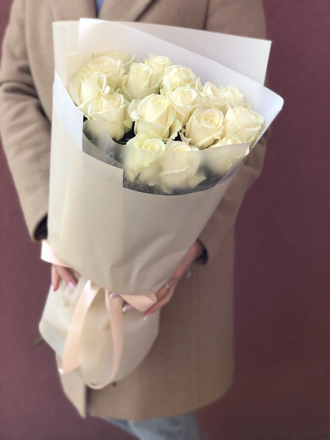 Картинка Букет из 19 роз "Зимний вечер" 40 см