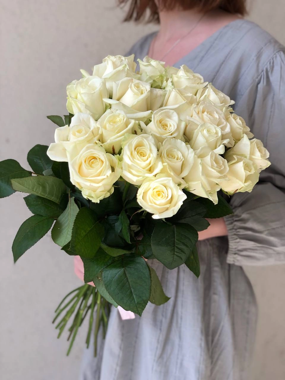 Картинка Букет из 21 розы "Очарование" 40 см