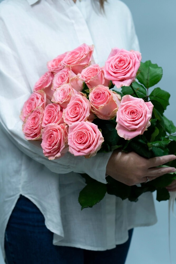 Букет из 15 роз Софи Лорен