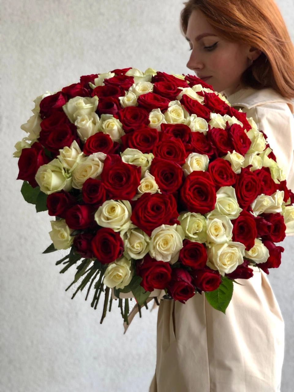 Картинка Букет из 101 розы "Два цвета" 40 см