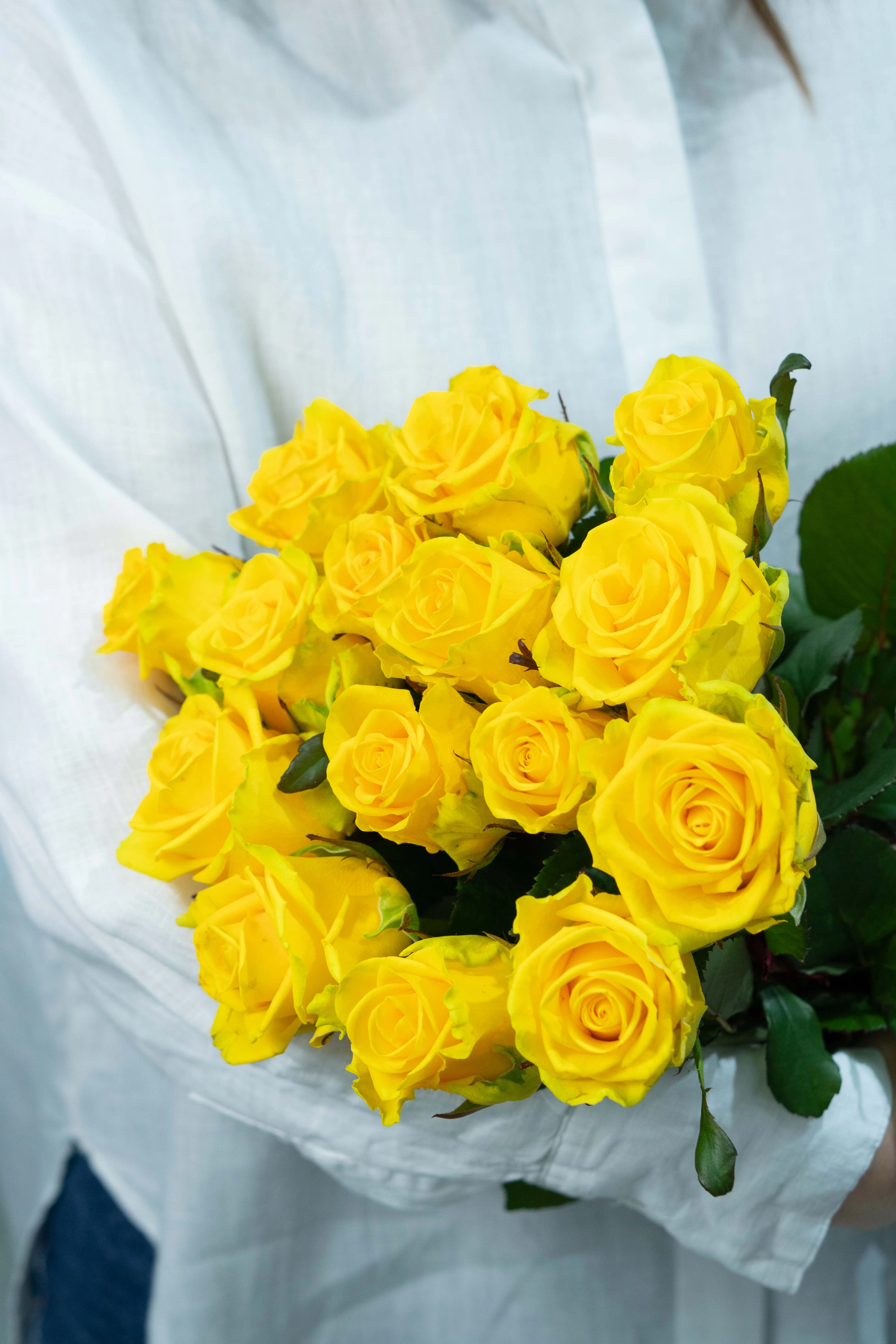 Картинка Букет из 15 роз "Роял" 40 см