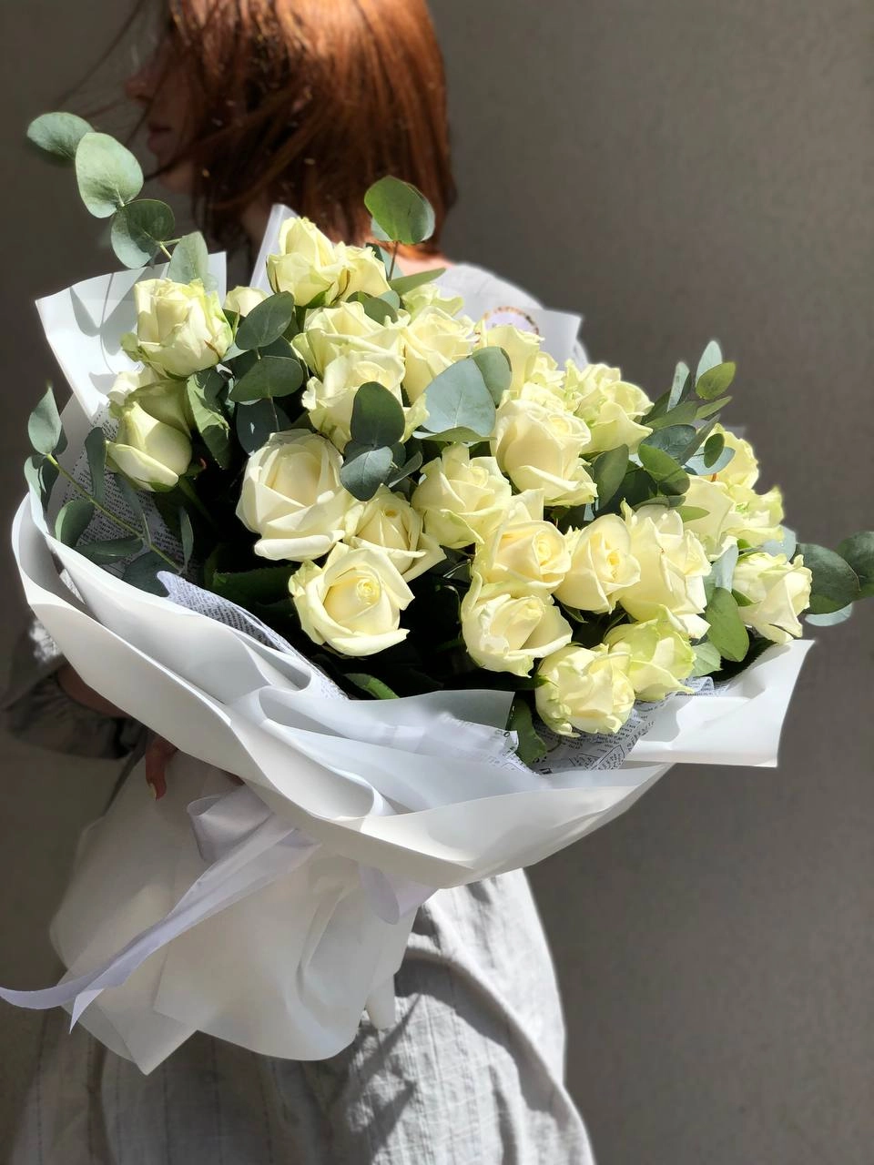 Картинка Букет из 31 роз "Айсберг " 40 см
