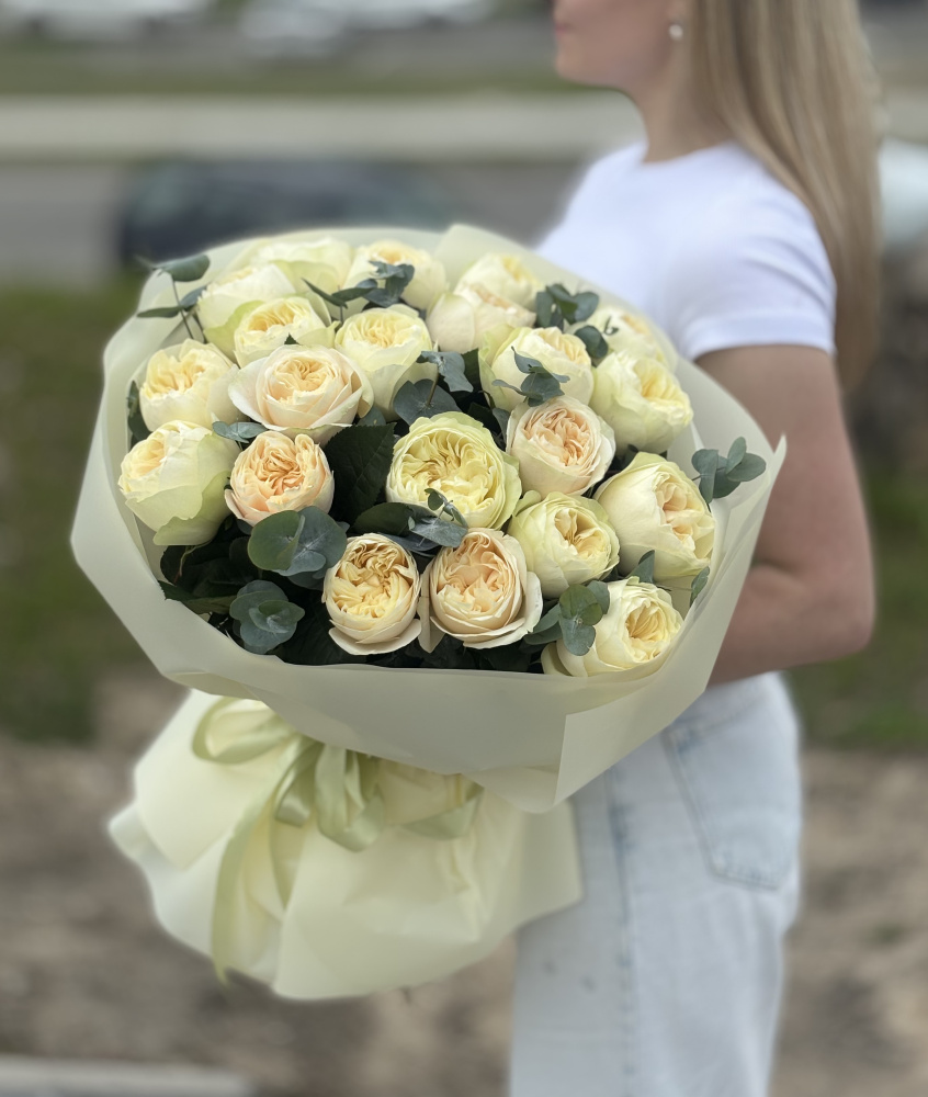 Картинка Букет из 21 розы Присцилла 80см